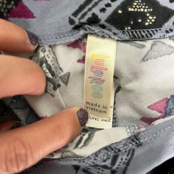 LuLaRoe One Size Leggings - Picture 4 of 5